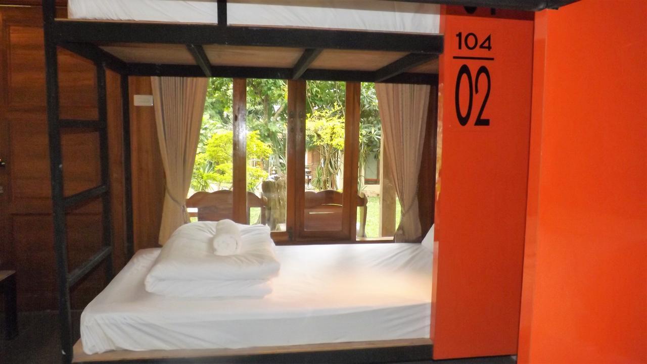 Brick House Hostel Pai Bagian luar foto